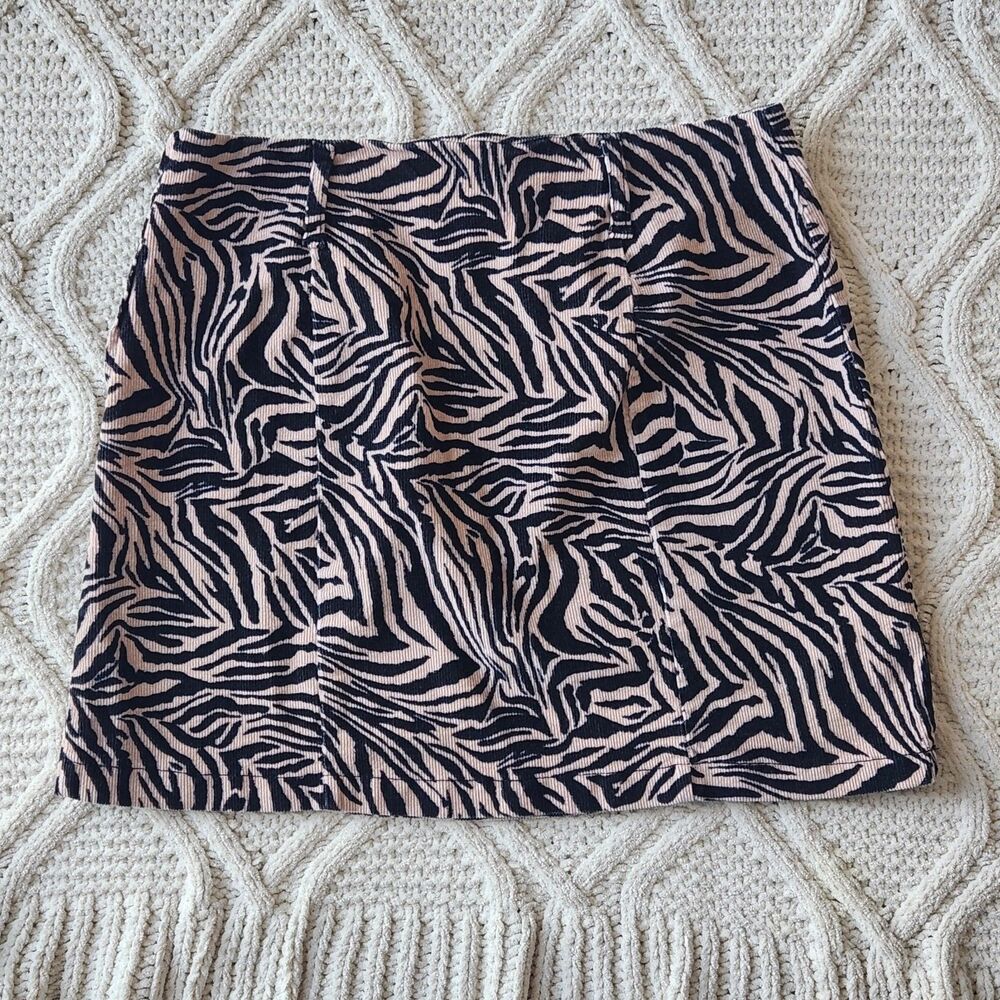 Wild Fable Tan Black Corduroy Zebra Mini Skirt Size 6